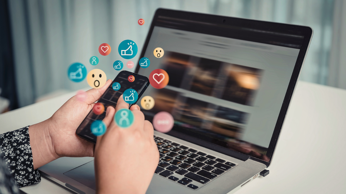 regelmaessige-social-media-posts